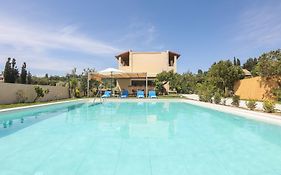 Villa Maria